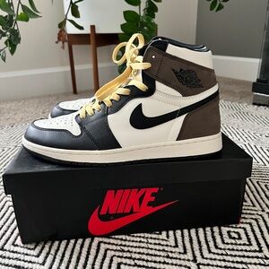 ✅ Air Jordan 1 Retro High OG Dark Mocha